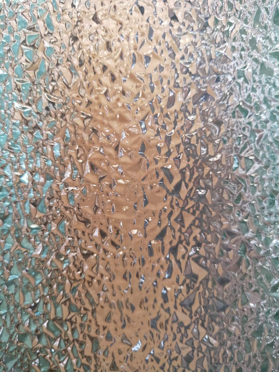 不規則壓花玻璃定做